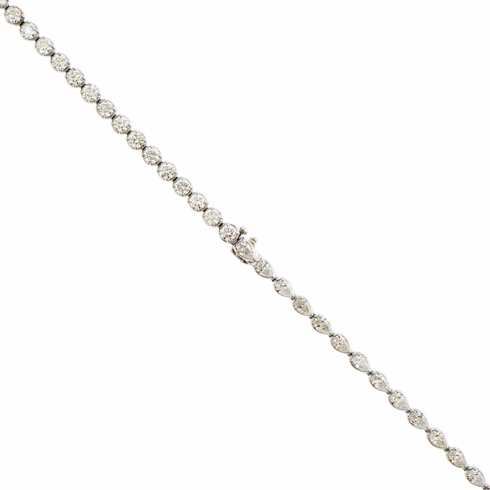 18K White Gold Diamond Lariat Style Necklace