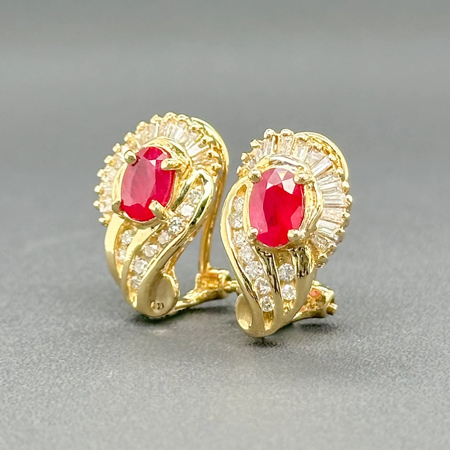 Estate 14K Y Gold 1.14ctw Ruby & 0.63ctw G-H/SI1-I1 Diamond Earrings