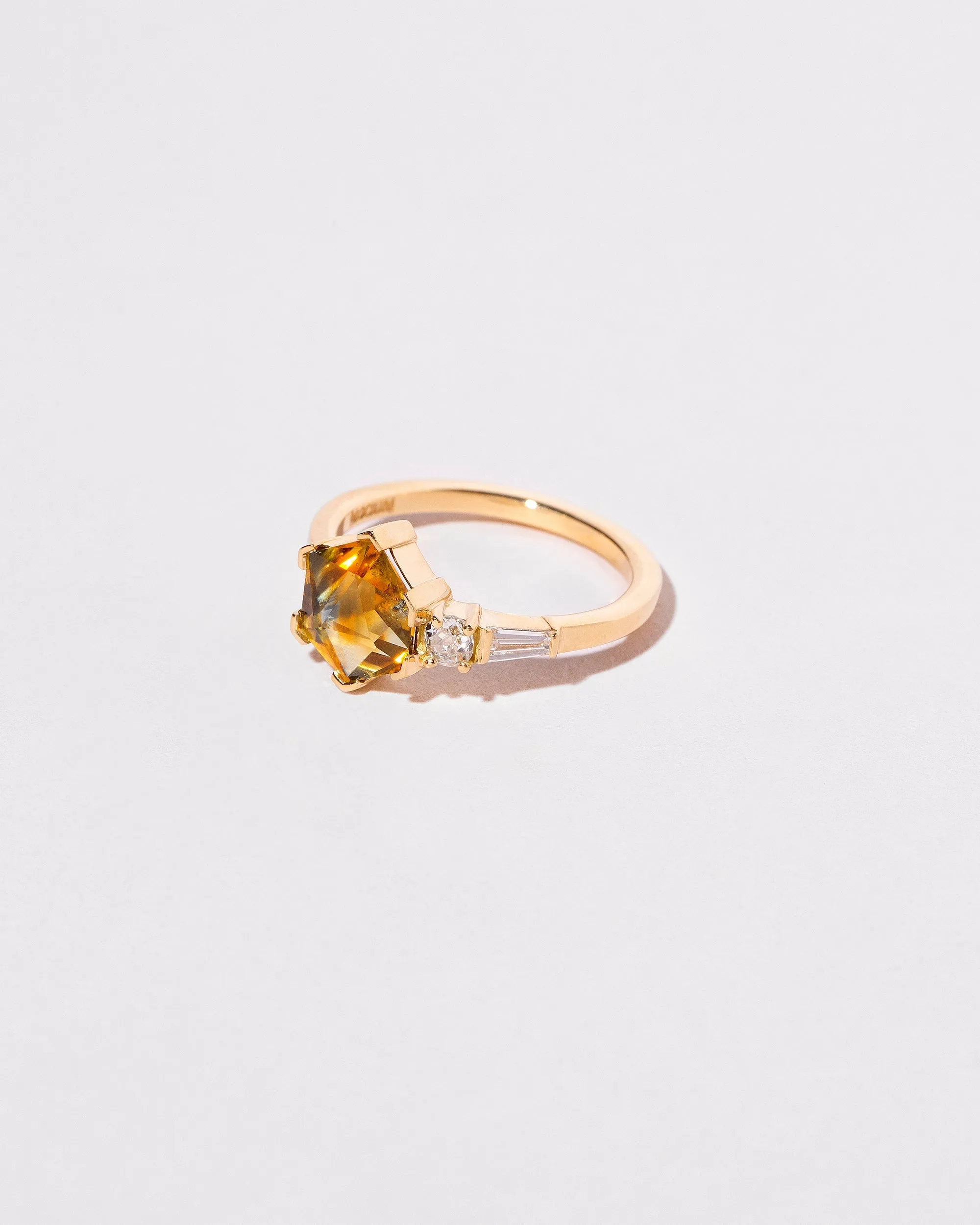 Vela Ring